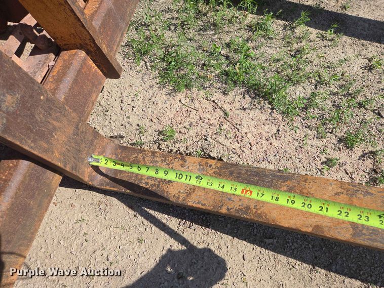 image for item DP8960 Pettibone 8044 telehandler