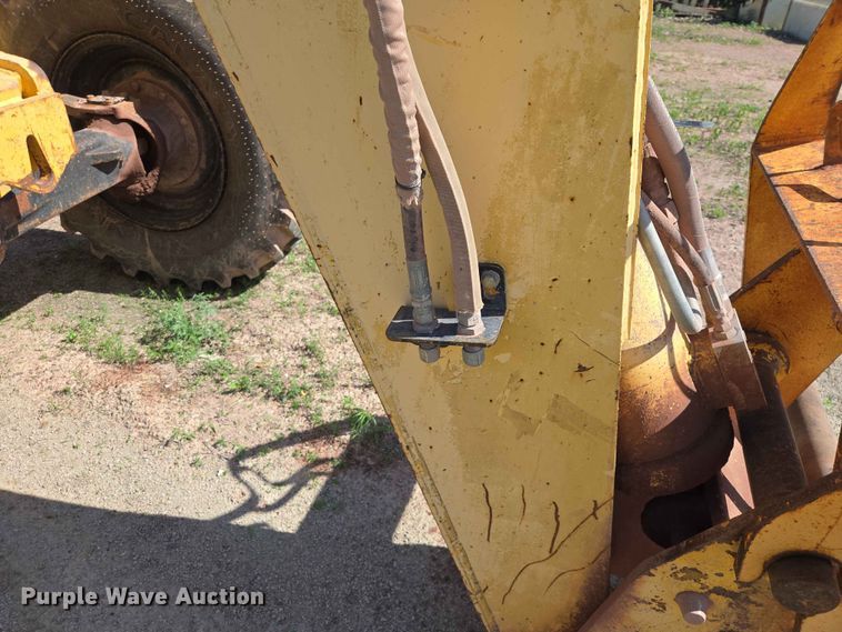 image for item DP8960 Pettibone 8044 telehandler