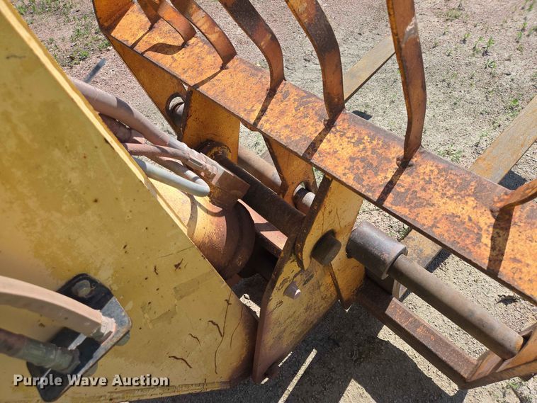 image for item DP8960 Pettibone 8044 telehandler