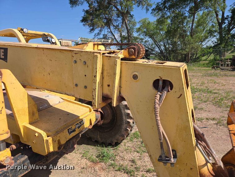 image for item DP8960 Pettibone 8044 telehandler