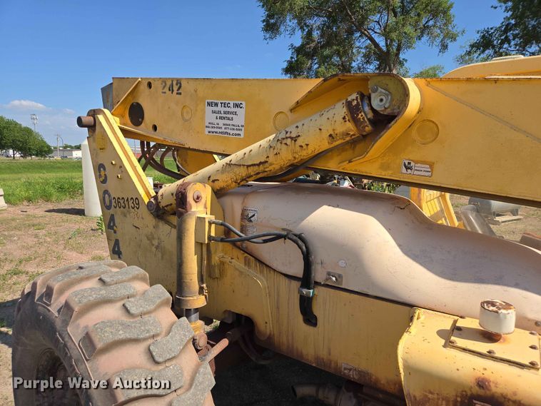 image for item DP8960 Pettibone 8044 telehandler