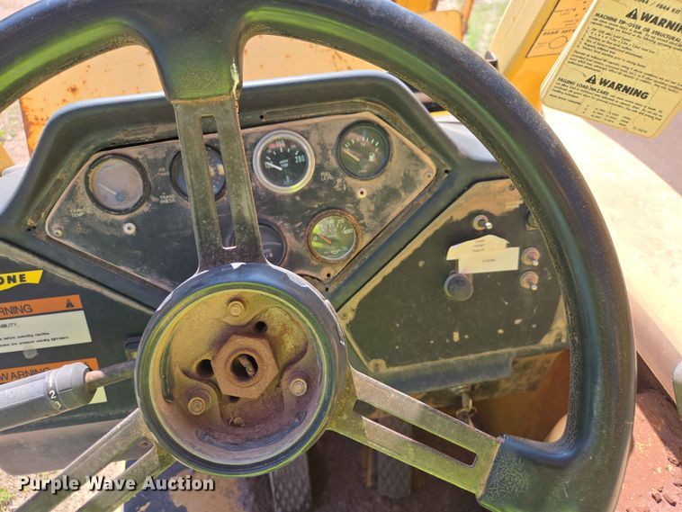 image for item DP8960 Pettibone 8044 telehandler