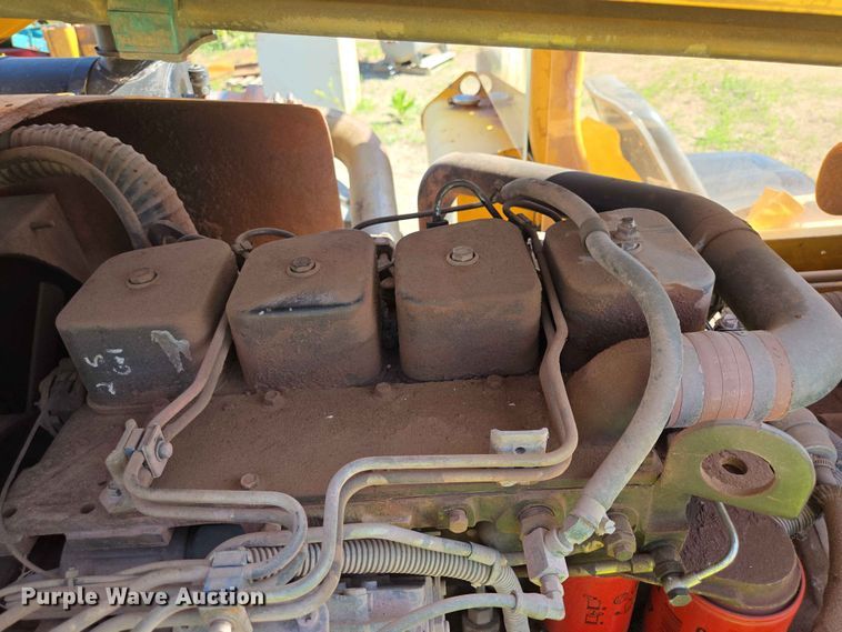 image for item DP8960 Pettibone 8044 telehandler