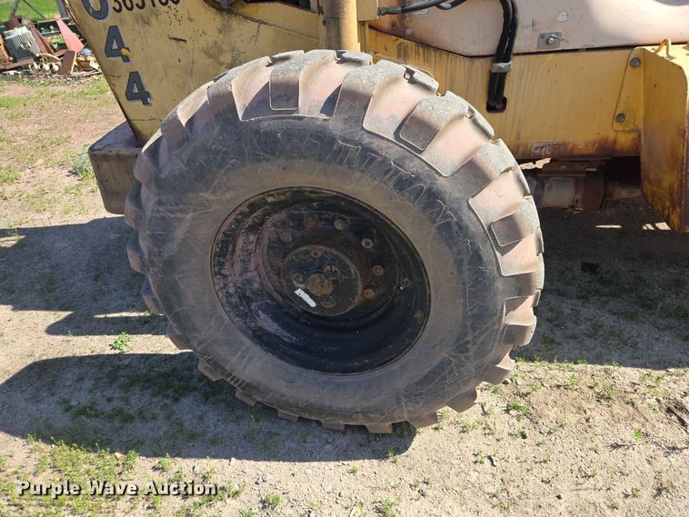 image for item DP8960 Pettibone 8044 telehandler