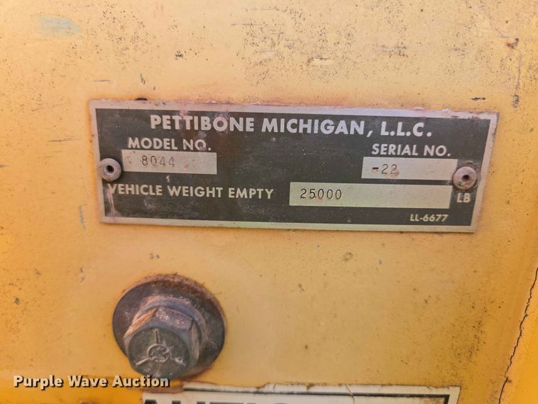 image for item DP8960 Pettibone 8044 telehandler