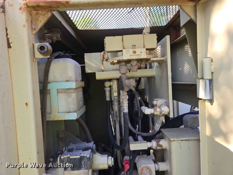 image for item DP8963 Ingersoll Rand ECM-470 blasthole drill