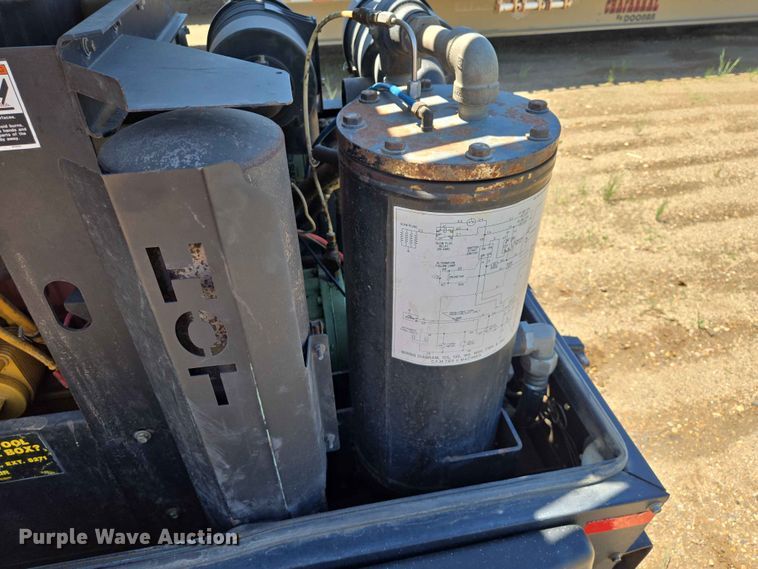 image for item DP8970 Sullair 185 air compressor