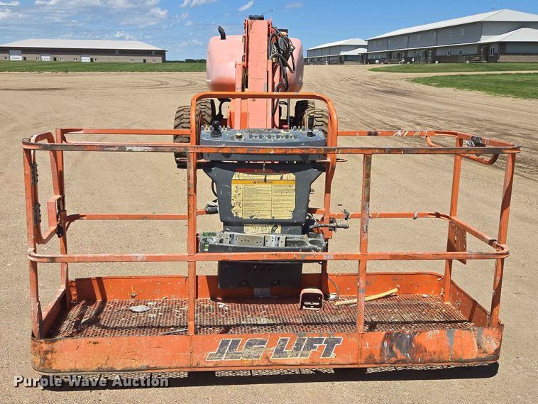 image for item DP8973 2009 JLG 660SJ boom lift