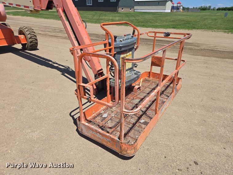 image for item DP8973 2009 JLG 660SJ boom lift