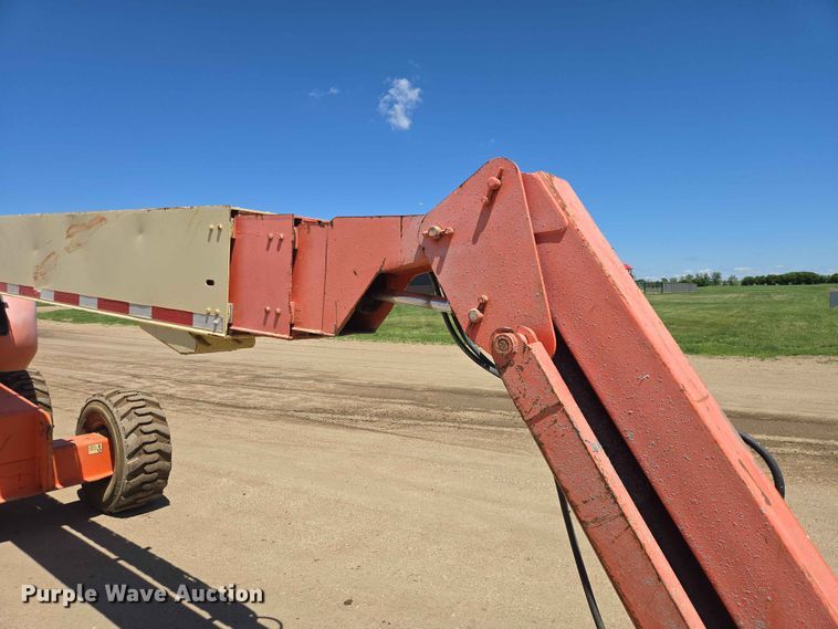 image for item DP8973 2009 JLG 660SJ boom lift