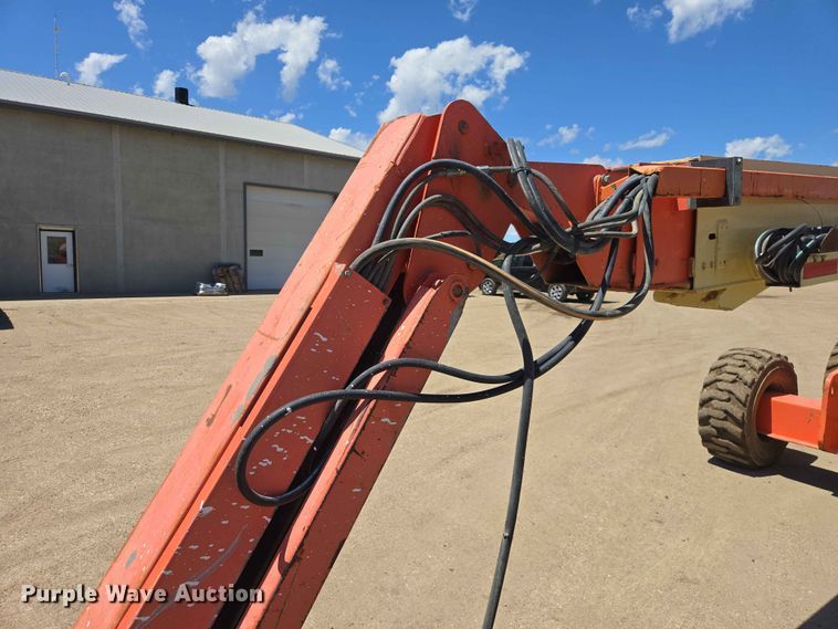 image for item DP8973 2009 JLG 660SJ boom lift