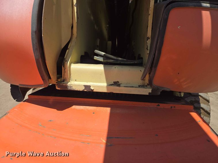 image for item DP8973 2009 JLG 660SJ boom lift