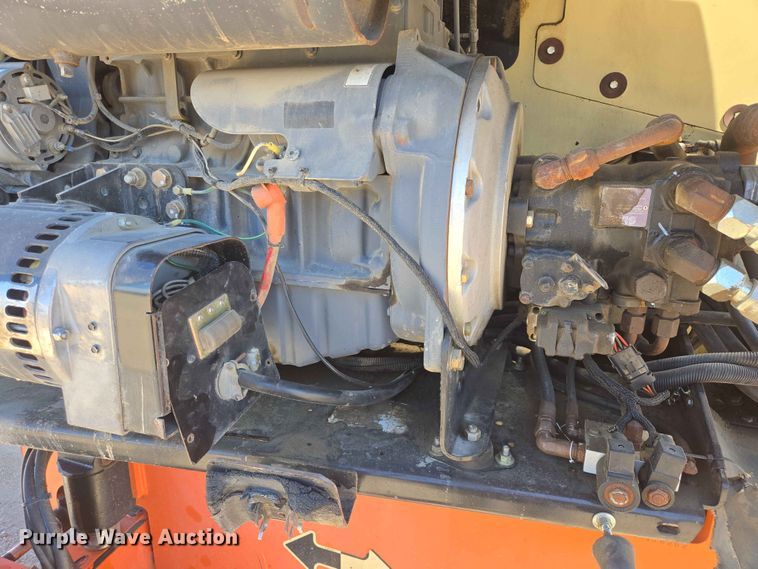 image for item DP8973 2009 JLG 660SJ boom lift
