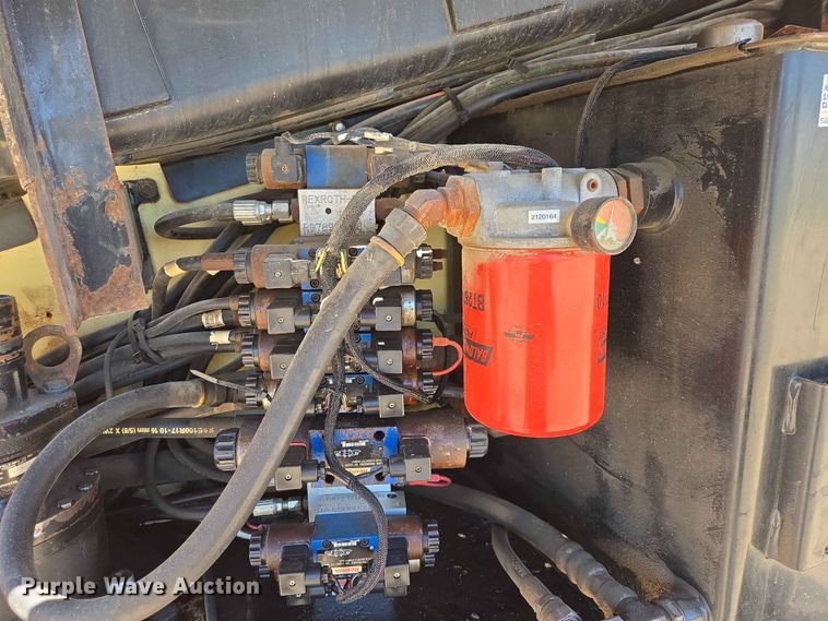 image for item DP8973 2009 JLG 660SJ boom lift