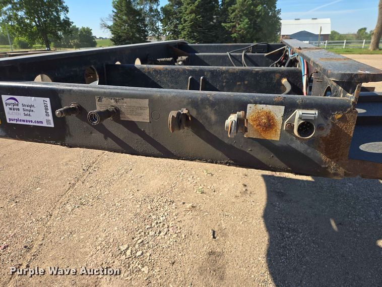 image for item DP8977 1999 Fontaine TH55-FLD lowboy equipment trailer