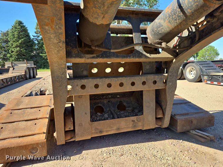 image for item DP8977 1999 Fontaine TH55-FLD lowboy equipment trailer