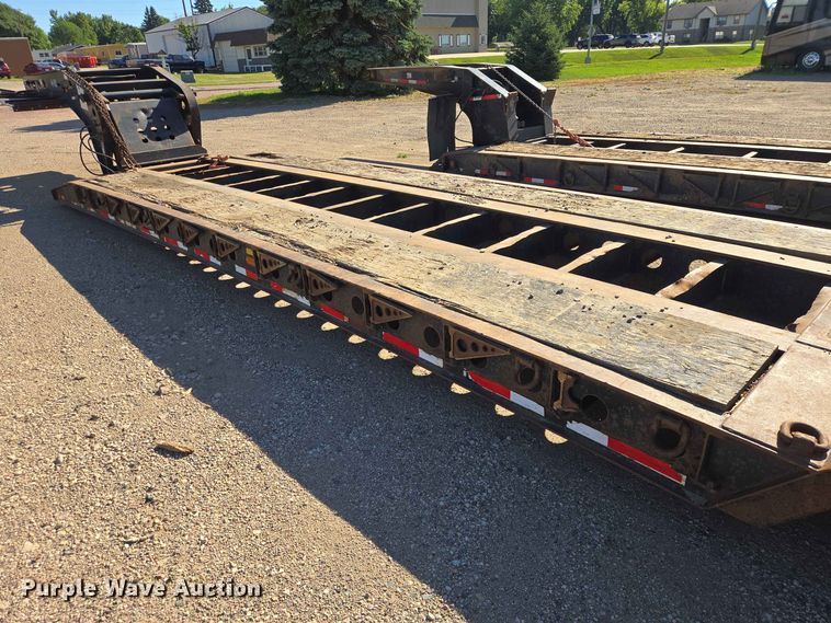 image for item DP8977 1999 Fontaine TH55-FLD lowboy equipment trailer