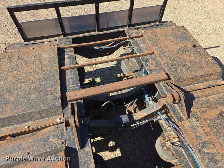 image for item DP8977 1999 Fontaine TH55-FLD lowboy equipment trailer