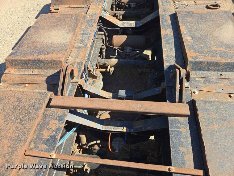 image for item DP8977 1999 Fontaine TH55-FLD lowboy equipment trailer