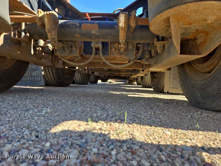 image for item DP8977 1999 Fontaine TH55-FLD lowboy equipment trailer