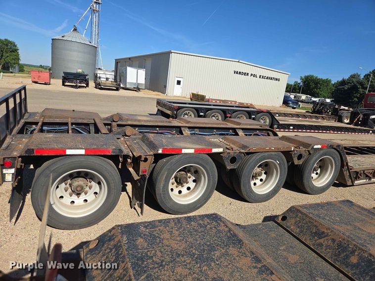 image for item DP8977 1999 Fontaine TH55-FLD lowboy equipment trailer