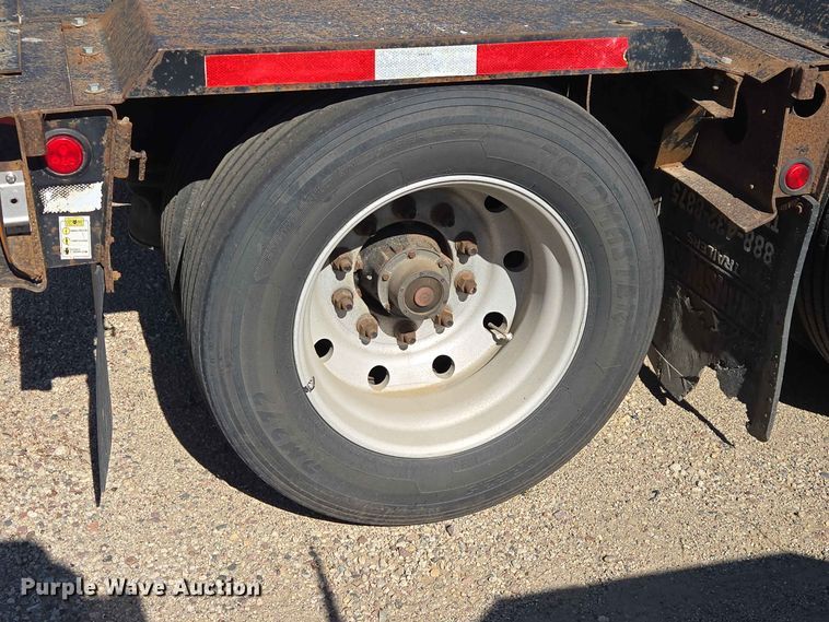 image for item DP8977 1999 Fontaine TH55-FLD lowboy equipment trailer