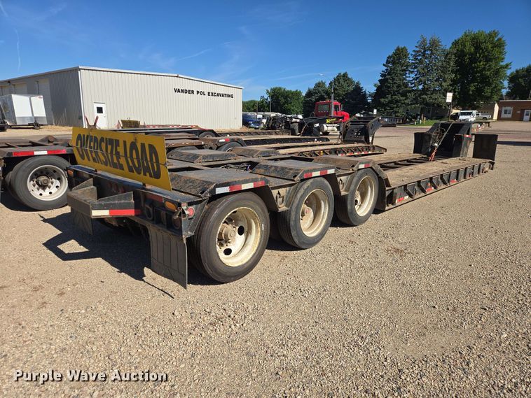 image for item DP8978 1988 Trailking TK100DG-4300 lowboy equipment trailer