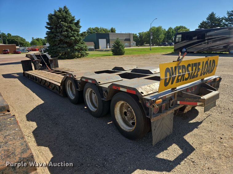 image for item DP8978 1988 Trailking TK100DG-4300 lowboy equipment trailer