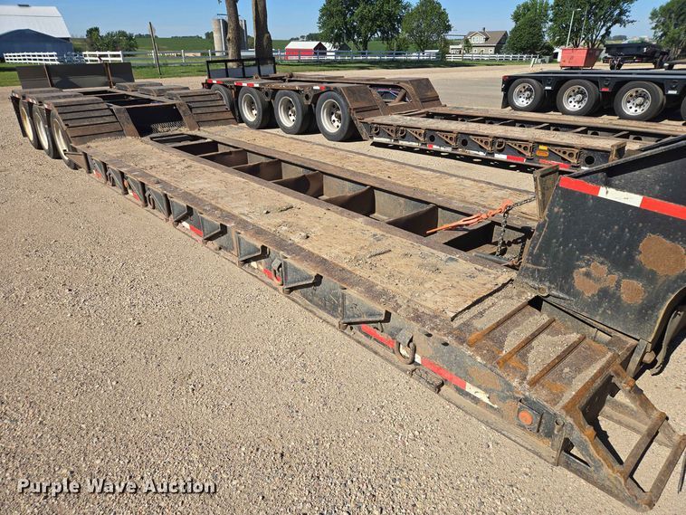 image for item DP8978 1988 Trailking TK100DG-4300 lowboy equipment trailer