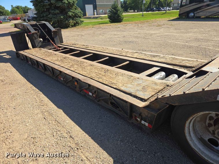 image for item DP8978 1988 Trailking TK100DG-4300 lowboy equipment trailer