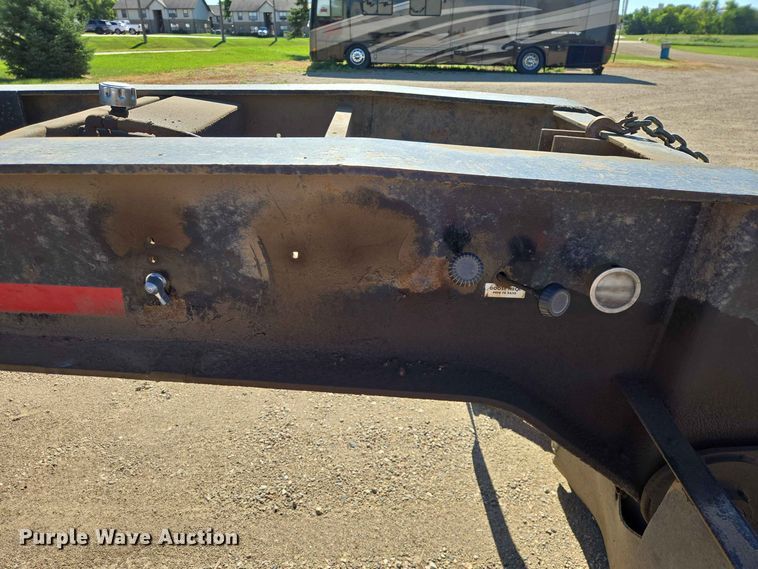 image for item DP8978 1988 Trailking TK100DG-4300 lowboy equipment trailer