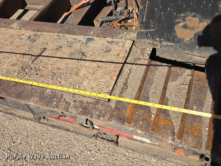 image for item DP8978 1988 Trailking TK100DG-4300 lowboy equipment trailer