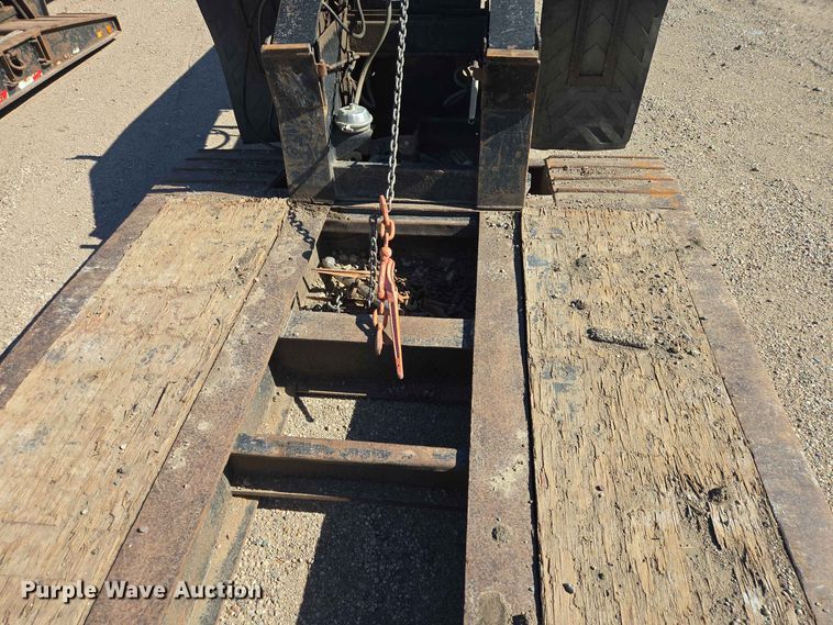 image for item DP8978 1988 Trailking TK100DG-4300 lowboy equipment trailer