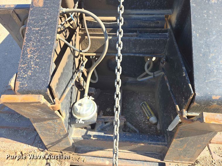 image for item DP8978 1988 Trailking TK100DG-4300 lowboy equipment trailer