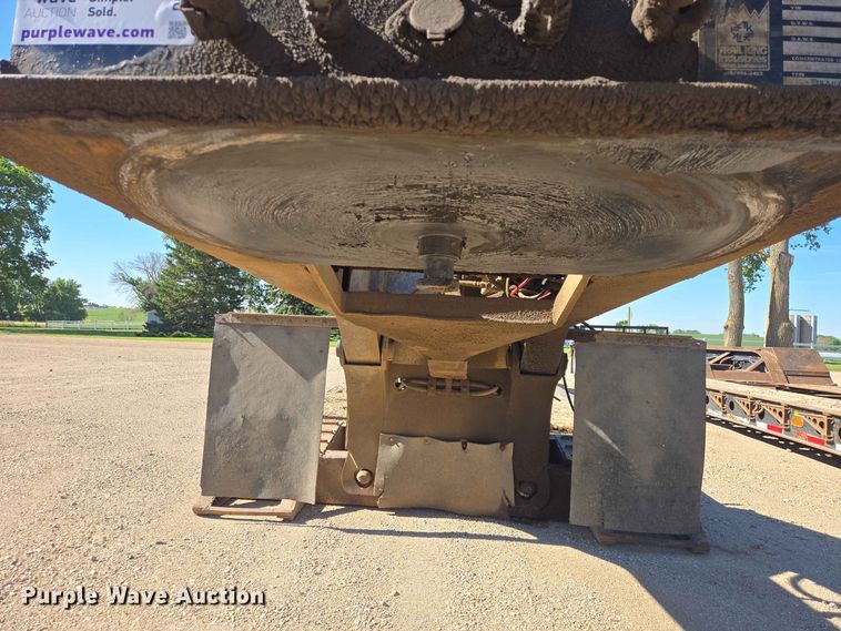 image for item DP8978 1988 Trailking TK100DG-4300 lowboy equipment trailer
