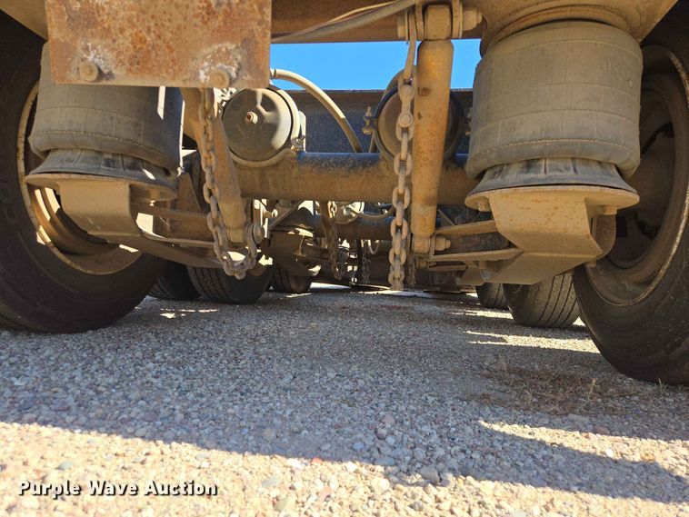 image for item DP8978 1988 Trailking TK100DG-4300 lowboy equipment trailer