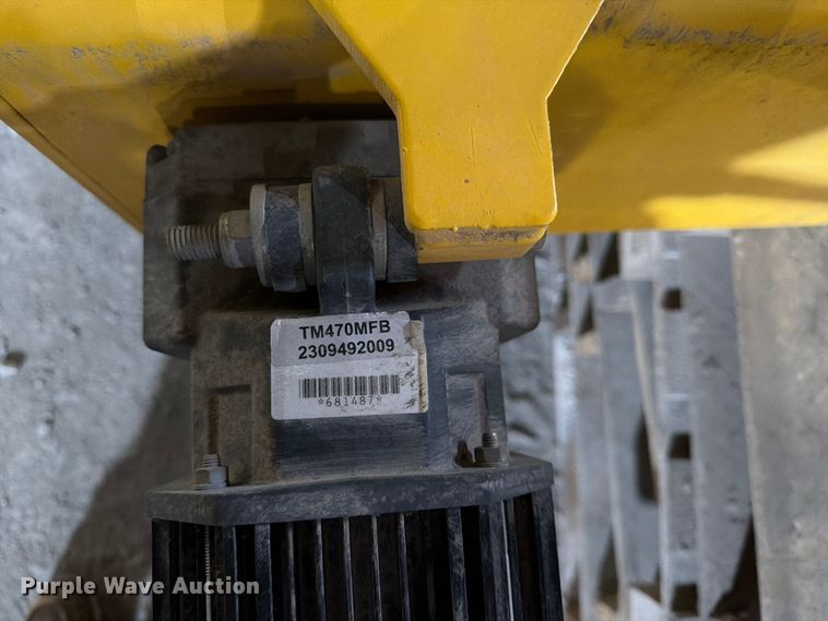 image for item DQ7782 Custom Steel Inc. overhead crane