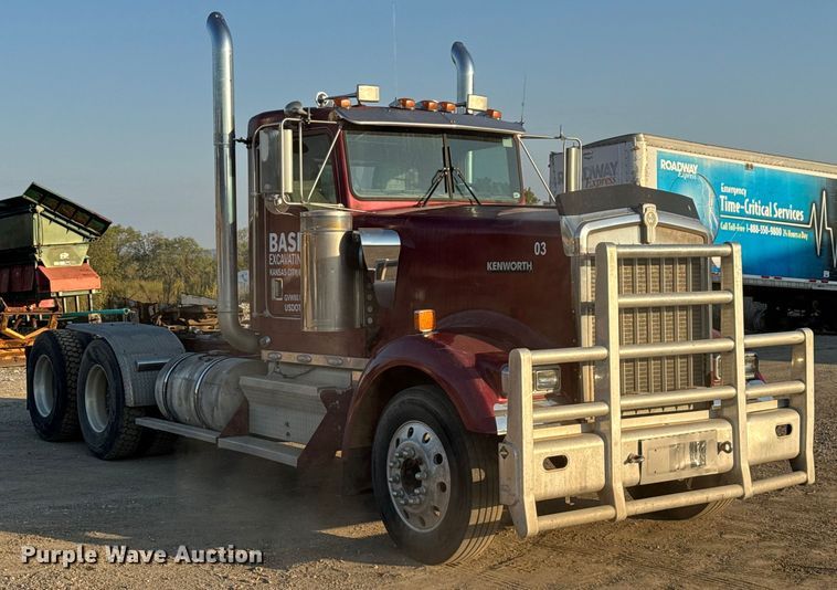 image for item DU3503 1997 Kenworth W900 semi truck