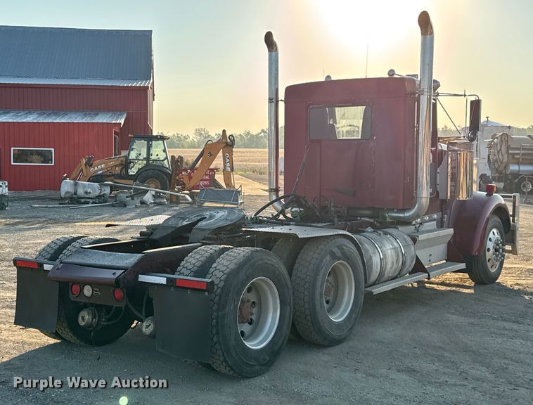 image for item DU3503 1997 Kenworth W900 semi truck