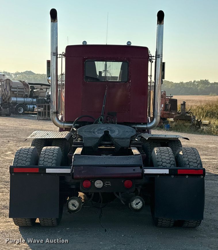 image for item DU3503 1997 Kenworth W900 semi truck