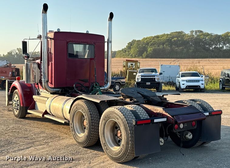 image for item DU3503 1997 Kenworth W900 semi truck