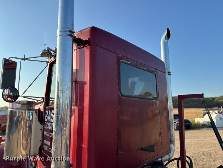 image for item DU3503 1997 Kenworth W900 semi truck