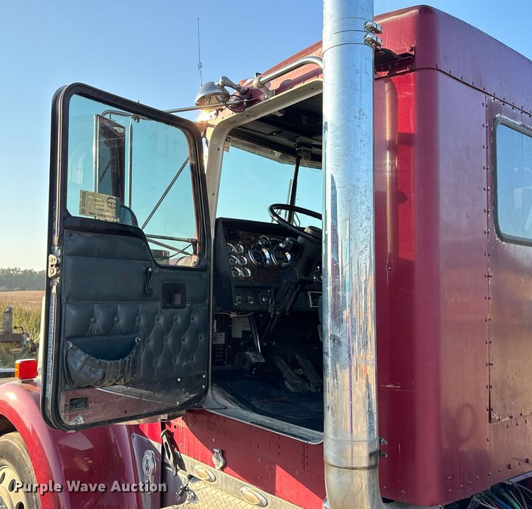 image for item DU3503 1997 Kenworth W900 semi truck
