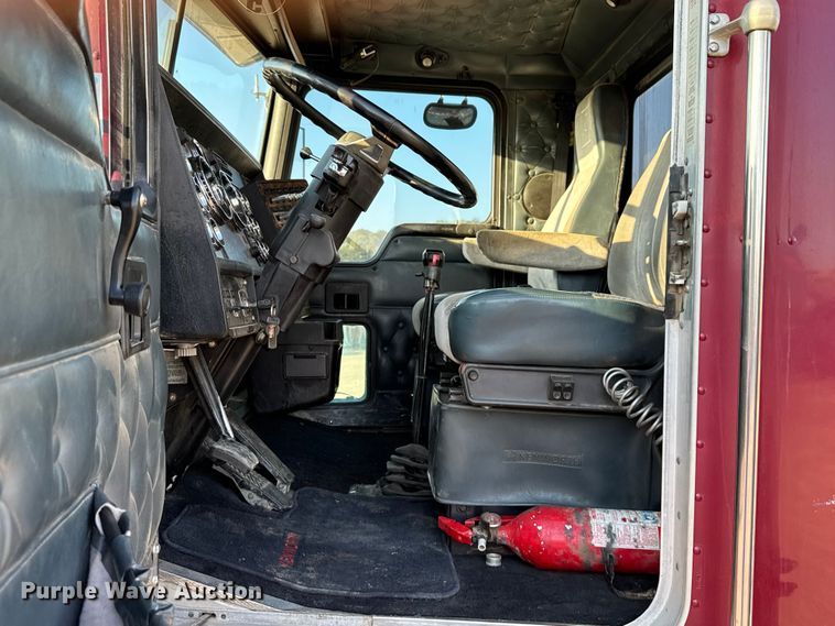 image for item DU3503 1997 Kenworth W900 semi truck