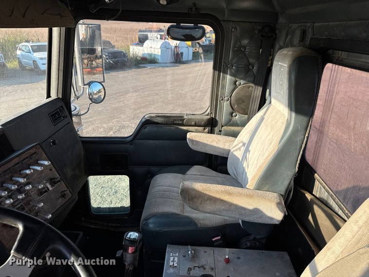 image for item DU3503 1997 Kenworth W900 semi truck