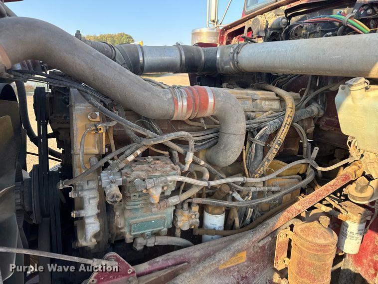 image for item DU3503 1997 Kenworth W900 semi truck
