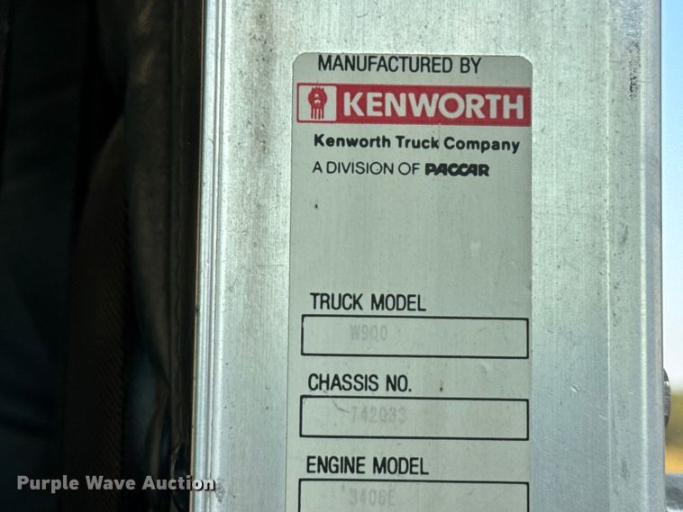 image for item DU3503 1997 Kenworth W900 semi truck