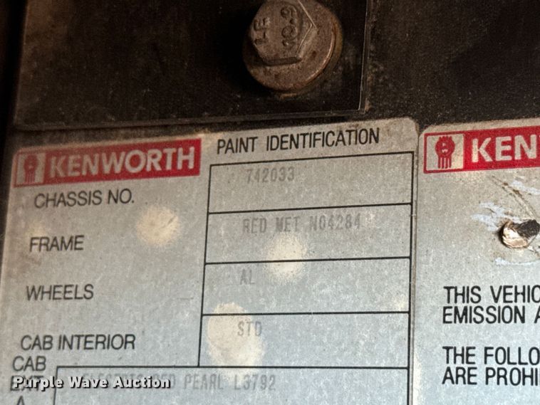 image for item DU3503 1997 Kenworth W900 semi truck