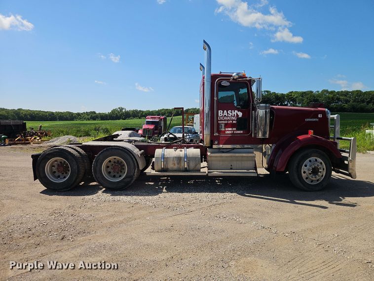 image for item DU3503 1997 Kenworth W900 semi truck