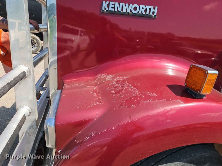 image for item DU3503 1997 Kenworth W900 semi truck